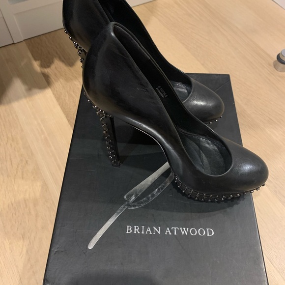 Brian Atwood platform studded heels size 6.5 - Picture 2 of 3